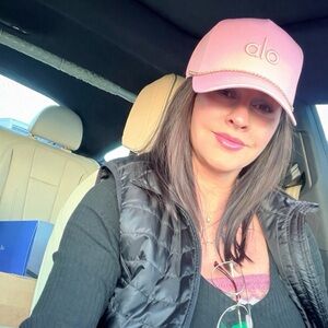 Meet your Posher, Lisa